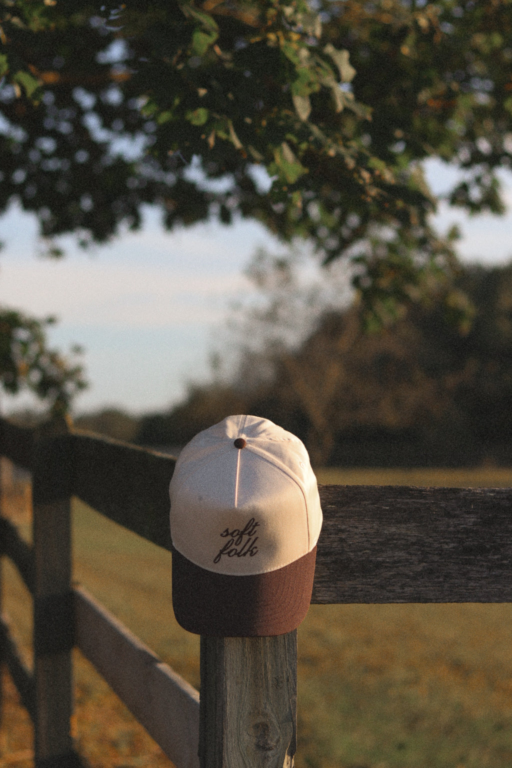 Soft Folk Hat in Brown